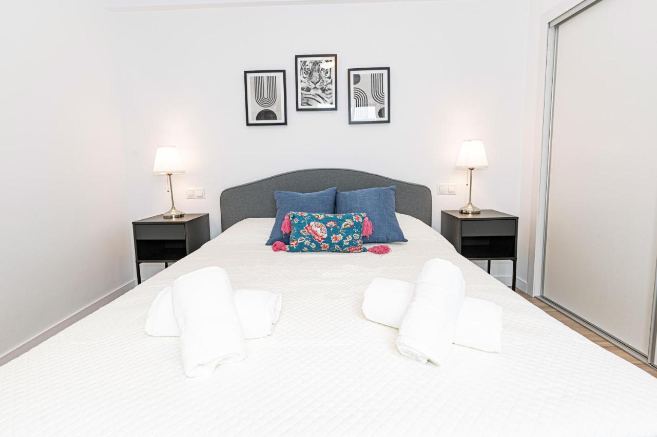 Acogedor Apartamento En Estepona Centro By Rent Me 外观 照片